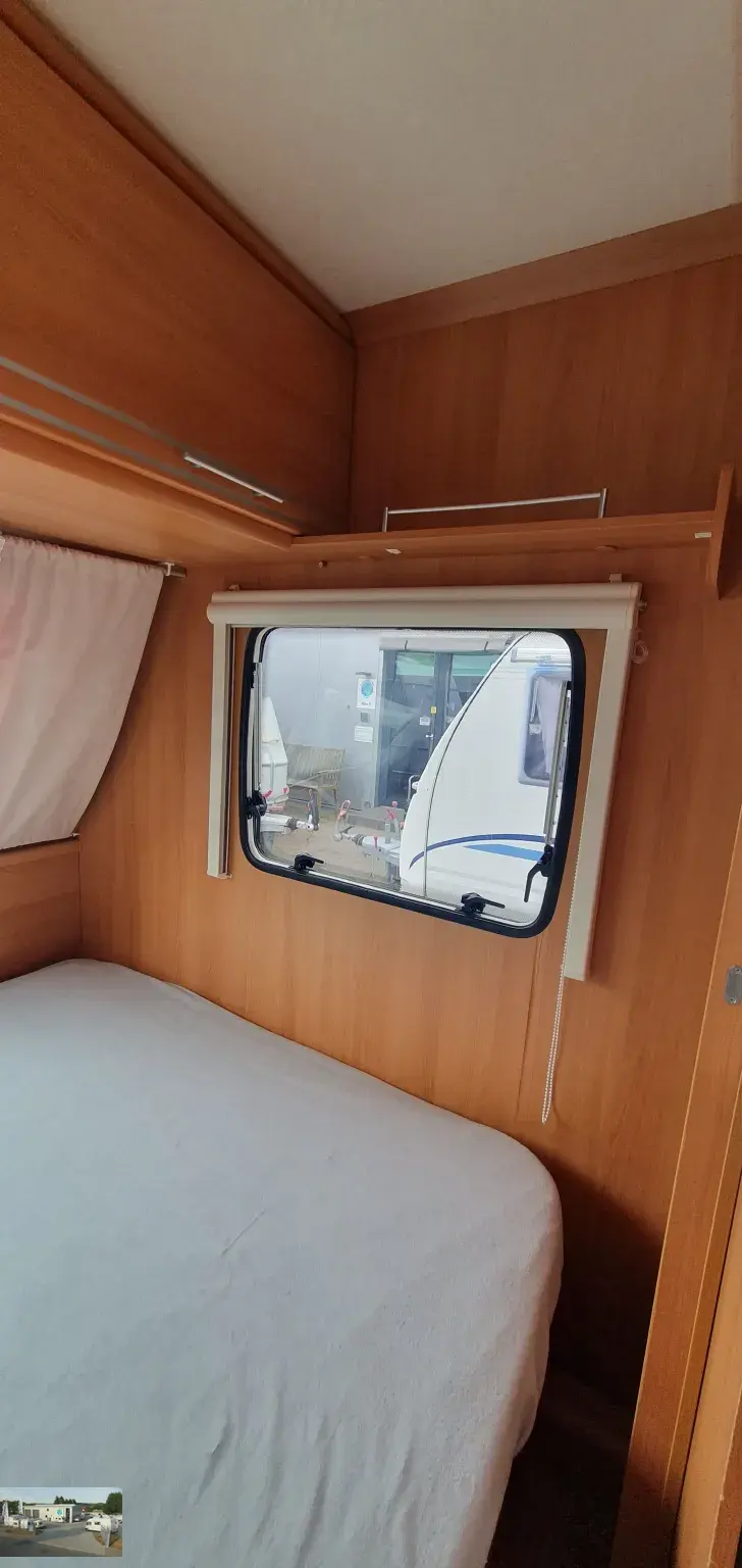 Fahrzeugbild Caravelair Emeraude 390 Nr. 67 - autom. Mover, Doppelb #16