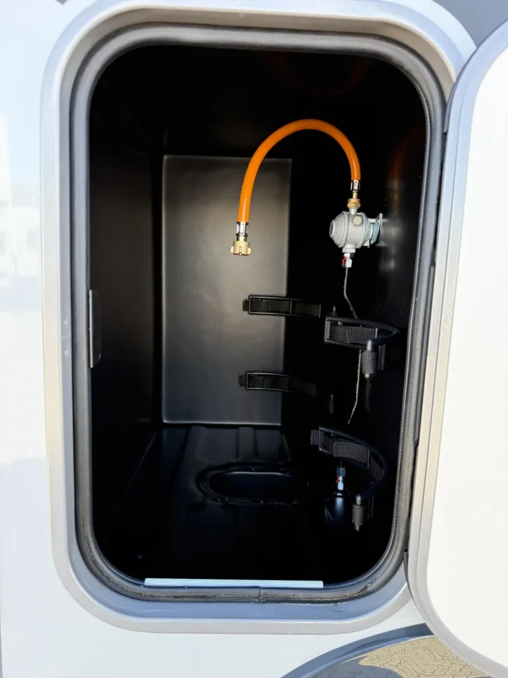 Fahrzeugbild Bürstner Signature SFT 7.1 #26
