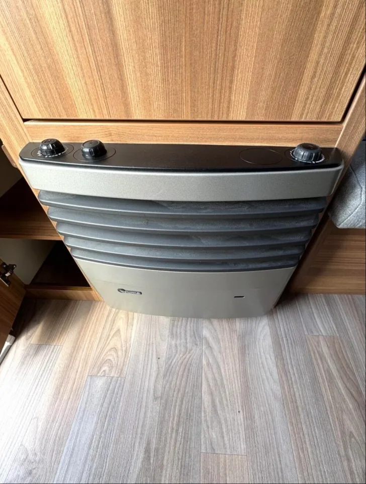 Fahrzeugbild Weinsberg CaraOne 420 QD #18