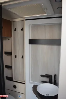 Fahrzeugbild Bürstner Signature SFT 7.0 #30