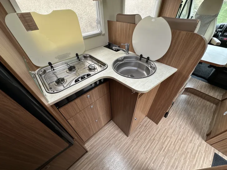 Fahrzeugbild Carado T 448 Dachklima, Wechselrichter #8