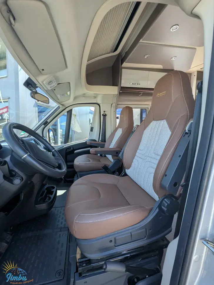 Fahrzeugbild Bürstner Lyseo TD 727 G Harmony Line 140 PS / Schalter, G9108 #10