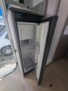Fahrzeugbild Bürstner Lyseo TD 727 G Harmony Line 140 PS / Schalter, G9108 #17