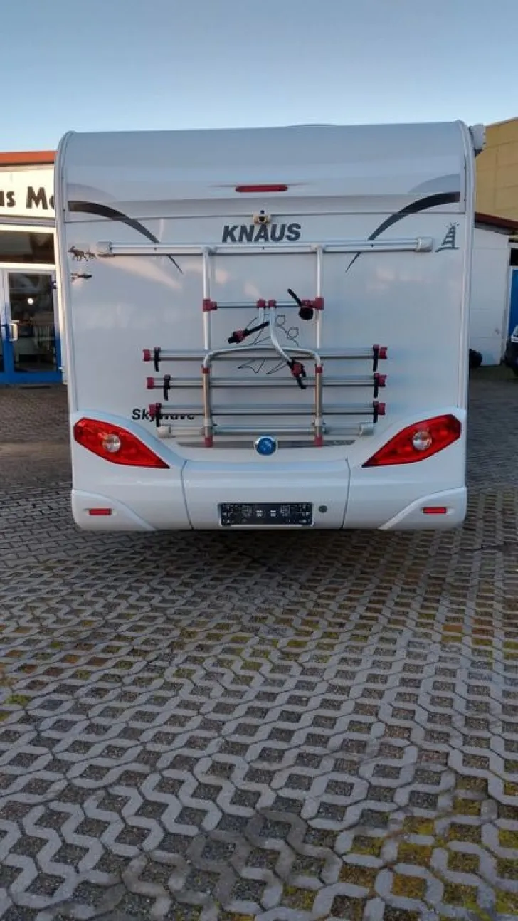 Grundriss Nacht Knaus Sky Wave 650 MF
