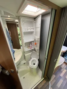 Fahrzeugbild Knaus Van TI 600 ME sehr gepflegt #10