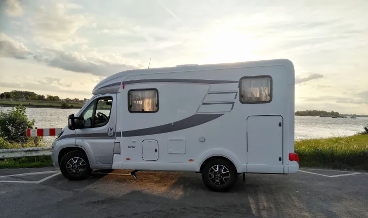 Fahrzeugbild Hymer Van 374 Sehr gepflegt #4