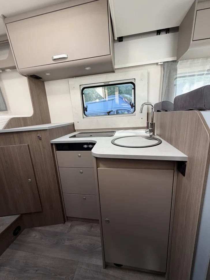 Fahrzeugbild Carado Edition25 T Ford 338 #11