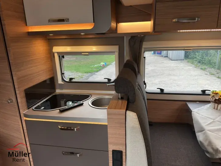 Fahrzeugbild Weinsberg CaraSuite 650 MF hochwertige Ausstattung #8