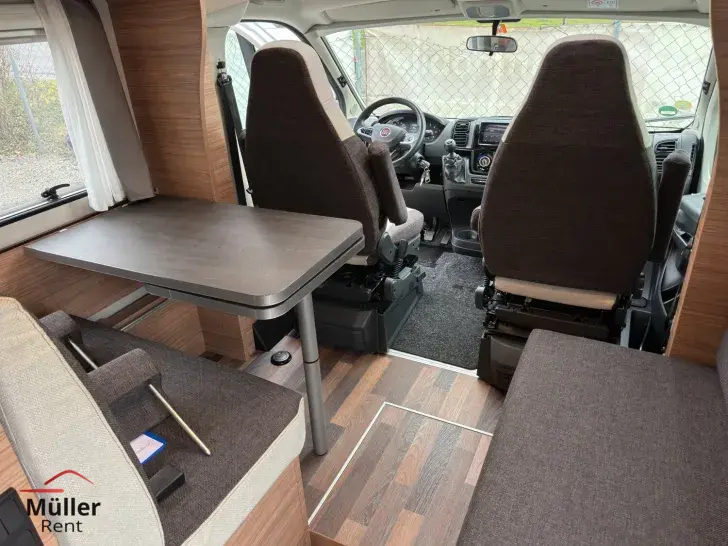 Fahrzeugbild Weinsberg CaraSuite 650 MF hochwertige Ausstattung #25