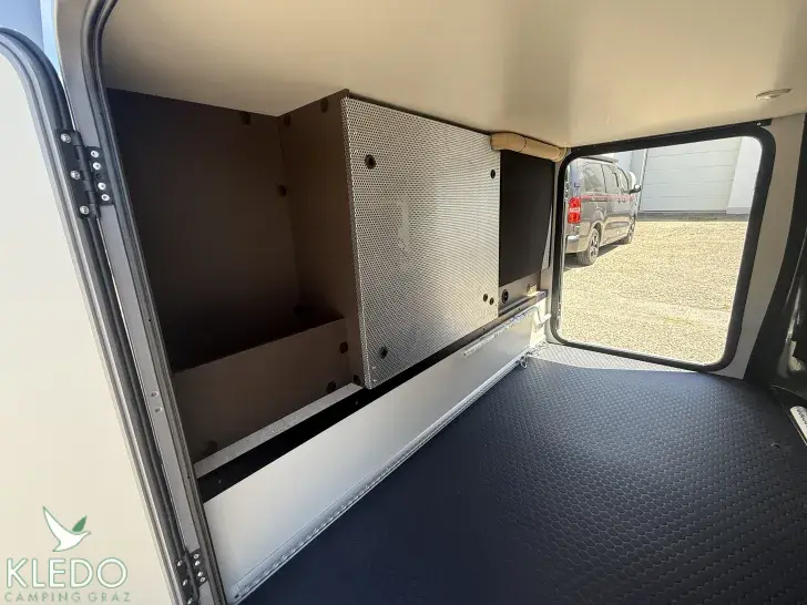 Fahrzeugbild Bürstner Signature SFT 7.0 #7
