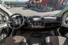 Fahrzeugbild Sunlight T 60 #13