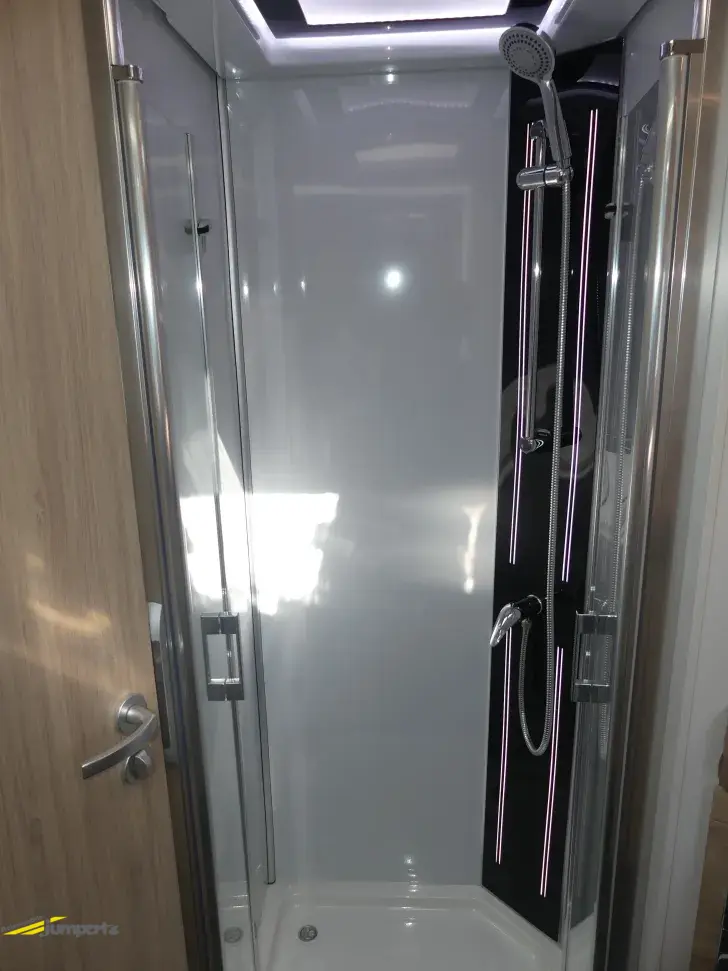 Fahrzeugbild Frankia Titan I 790 GD Hubstützenanlage/Luftfederung #18