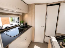 Fahrzeugbild Bürstner Premio Life 425 TS Pakete 1 + 2 #14