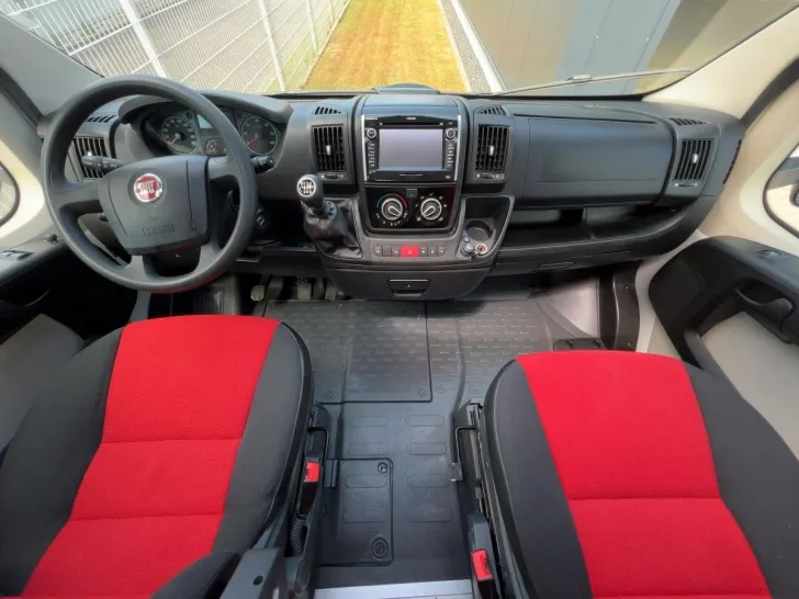 Fahrzeugbild Weinsberg TI 650 MEG/Einzelbetten/Garage/Klima/Solar #7