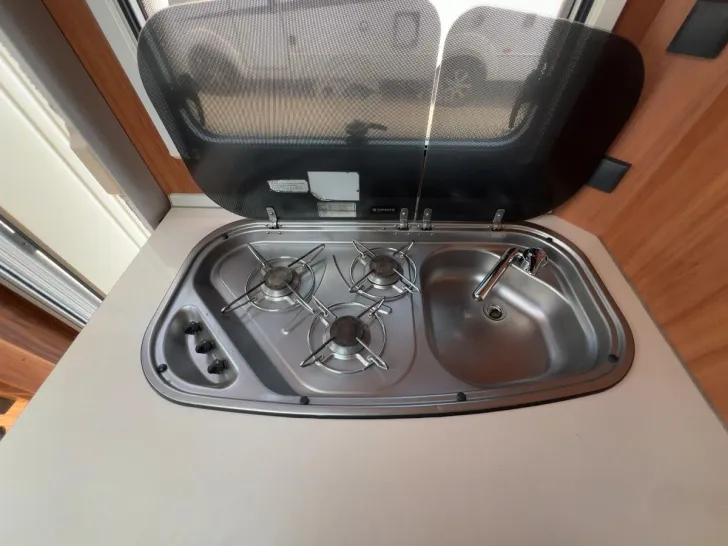 Fahrzeugbild Weinsberg TI 650 MEG/Einzelbetten/Garage/Klima/Solar #13