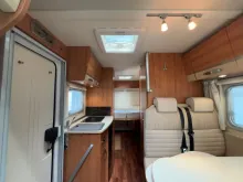 Fahrzeugbild Hymer Compact 404/Festbett/Klima/Markise/Euro5/AHK #10