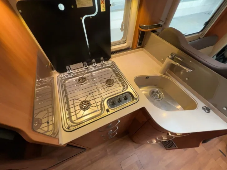 Fahrzeugbild Hymer T 588 SL /Einzelbetten/Garage/FINANZIERUNG #13