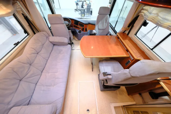 Fahrzeugbild Concorde Charisma I 790 H/Automatik/Festbett+Hubbett/2xKl #9