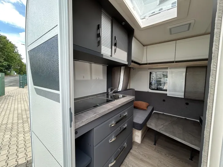 Fahrzeugbild Hobby De Luxe 400 SFe #7