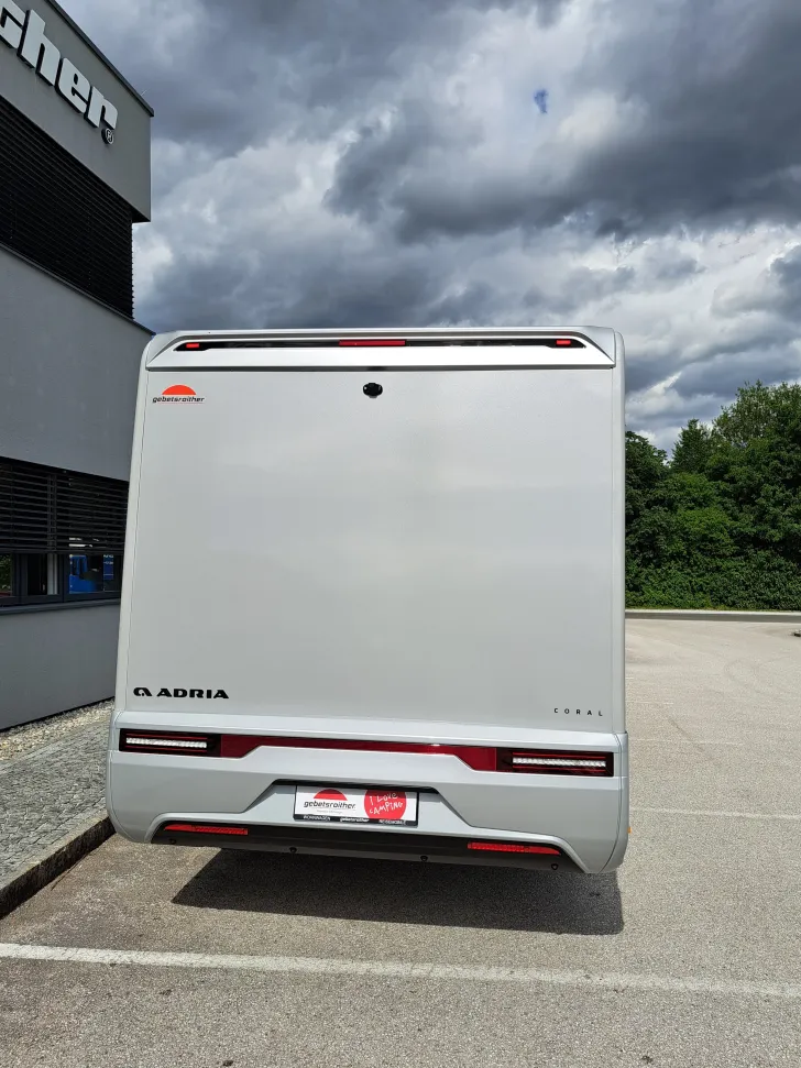 Fahrzeugbild Adria Coral 670 DL 60 Years #8