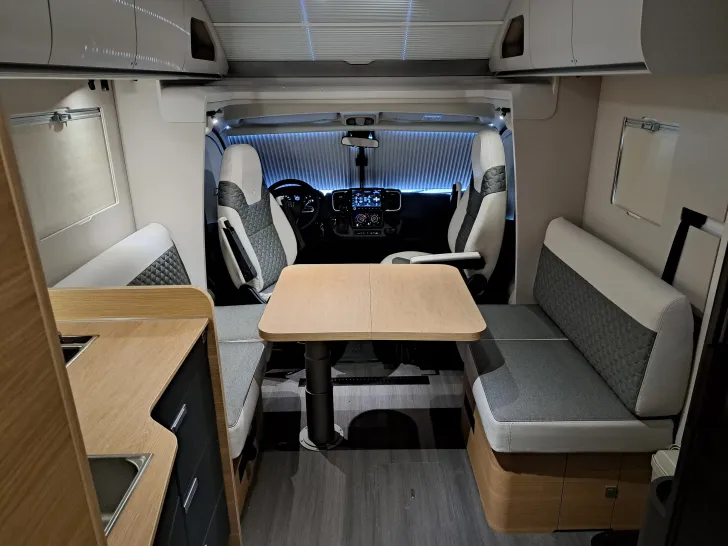 Fahrzeugbild Adria Coral 670 DL 60 Years #10