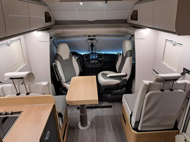 Fahrzeugbild Adria Coral 670 DL 60 Years #11