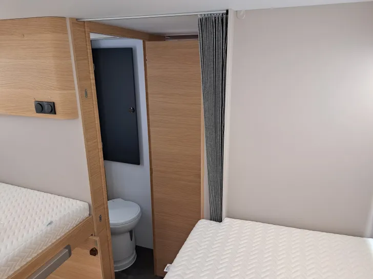 Fahrzeugbild Adria Coral 670 DL 60 Years #21