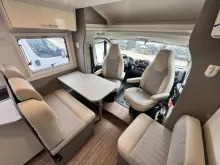 Fahrzeugbild Etrusco T-Modell Base 6.9 SB Kamera | Markise | Hubbett #9