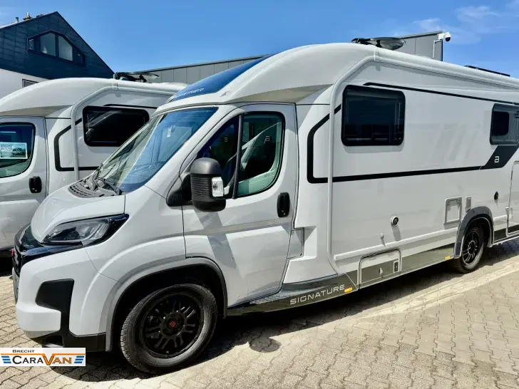 Fahrzeugbild Bürstner Signature SFT 7.4 AHK/AL-DE/Autarkie #25