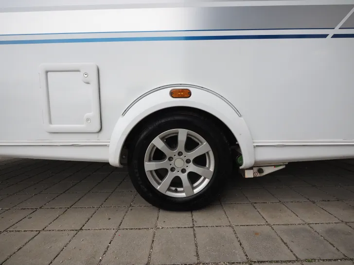 Fahrzeugbild Knaus Südwind 420 QD, Mover, Radträger, Sackmarkise #8