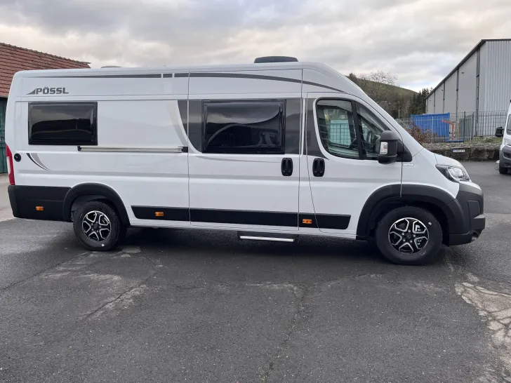 Fahrzeugbild Pössl Roadcruiser, 3. Bett, Markise, Winterpaket, uvm. #7