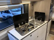 Fahrzeugbild Pössl Roadcruiser, 3. Bett, Markise, Winterpaket, uvm. #16