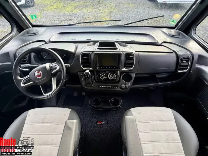 Fahrzeugbild Sunlight I 68 AE 180PS Autom., 4,4t 5 Sitzplätze #14