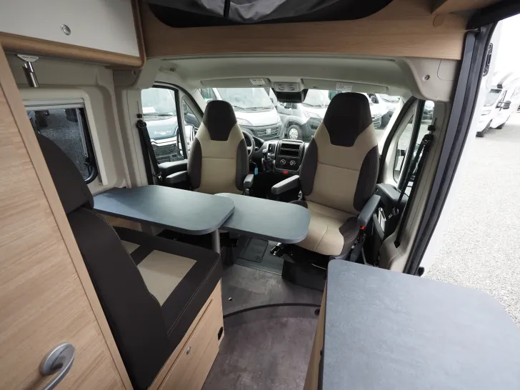 Fahrzeugbild Roadcar R 540, Aufstelldach, Markise, Isofix, Radträger #6