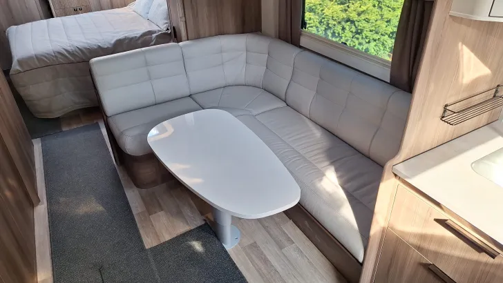Fahrzeugbild Kabe Imperial 1000 TDL E8/DL #5