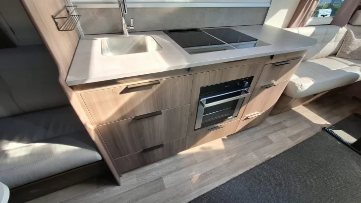 Fahrzeugbild Kabe Imperial 1000 TDL E8/DL #11