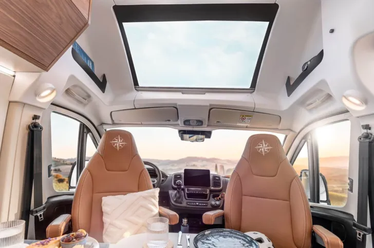 Fahrzeugbild Westfalia Columbus Liner First Edition 540Ah Lithium Solar #6
