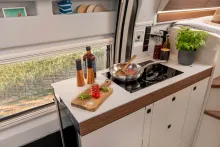Fahrzeugbild Westfalia Columbus Liner First Edition 540Ah Lithium Solar #16