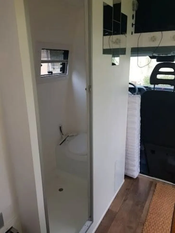 Fahrzeugbild Iveco Daily VAN #10