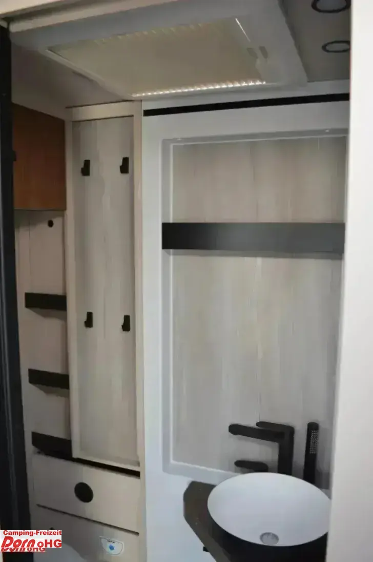 Fahrzeugbild Bürstner Signature SFT 7.0 #30