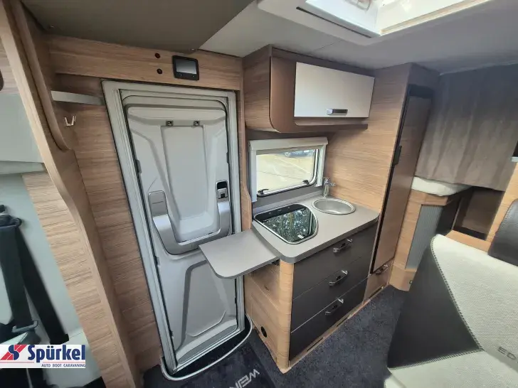 Fahrzeugbild Weinsberg CaraCompact 600 MEG EDITION [PEPPER] *2023*Lithium*AHK*Solar*MonoC* #29