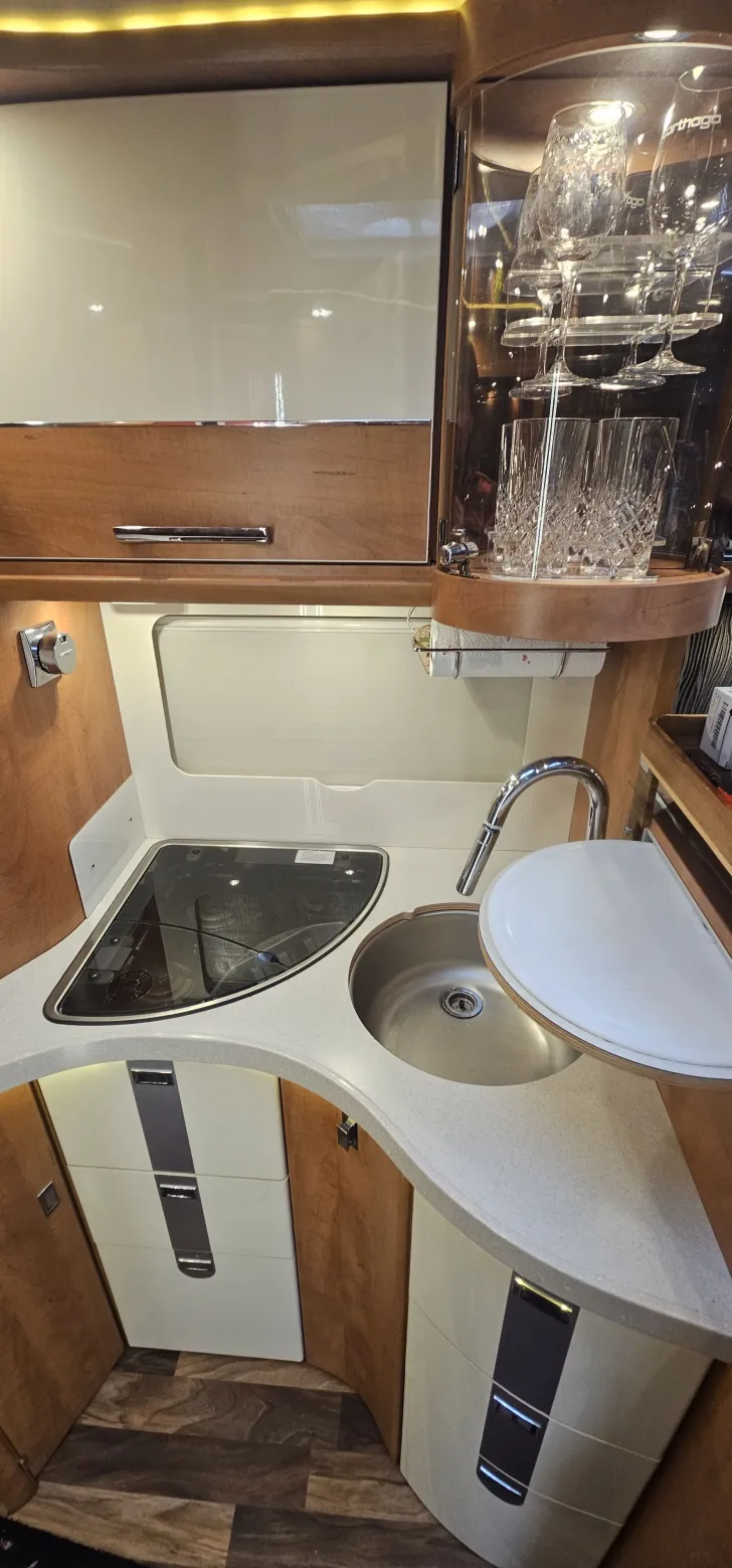 Fahrzeugbild Carthago chic c-line I 5.0 Gepflegt #8