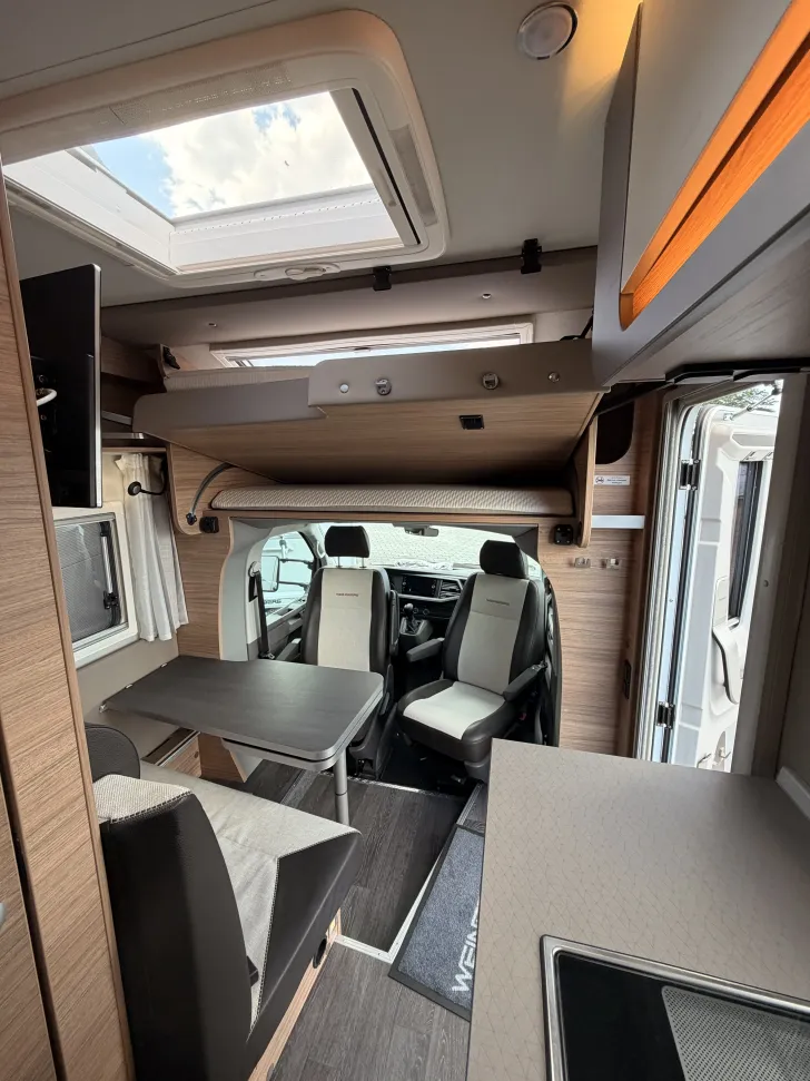 Fahrzeugbild Weinsberg X-CURSION VAN 500 MQ EDITION [PEPPER] 3,5 t. ACC, el.Stufe Voll-LED #12
