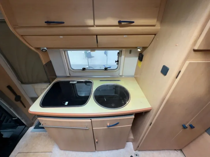 Fahrzeugbild TEC TI 6450/Festbett/Solaranlage/Markise #12