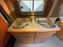 Fahrzeugbild Rotec 642 TI /NUR 66 TKM/ FESTBETT / Klimaanlage #13