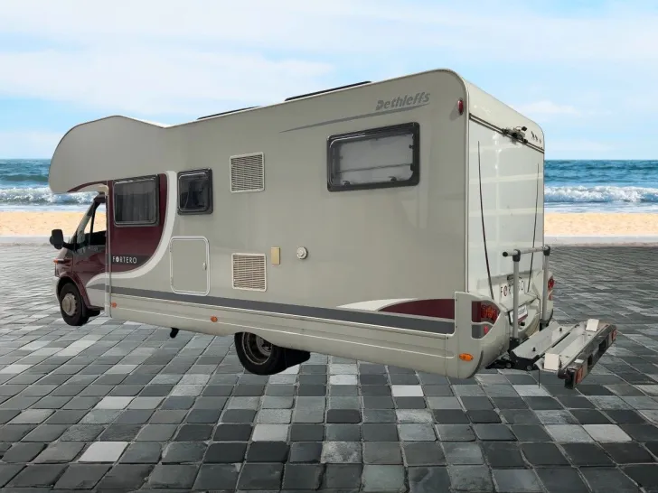 Fahrzeugbild Dethleffs Fortero A 6975/Festbett/Garage/Klima/Solar/Marki #3