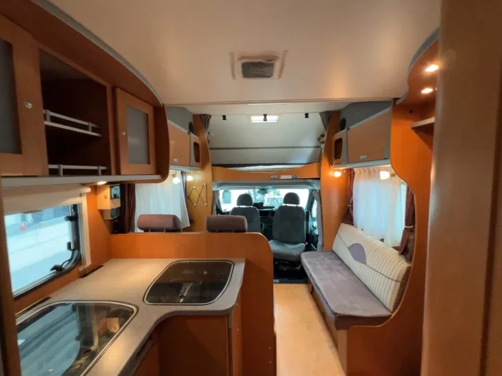 Fahrzeugbild Dethleffs Fortero A 6975/Festbett/Garage/Klima/Solar/Marki #10
