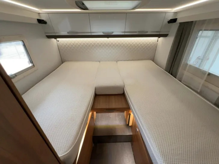 Fahrzeugbild Adria Coral 670 DL Plus/1.HD/Einzelbetten/Klima/Garage #11