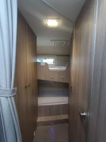 Fahrzeugbild Challenger Genesis 296 155PS,5 Schlafplätze,Stock-&Hubbett #36