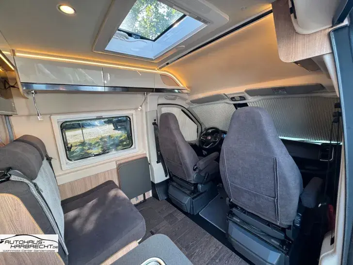 Fahrzeugbild Laika Ecovip 645-Autom-6,40m-Lounge-Solar-Lithium #32